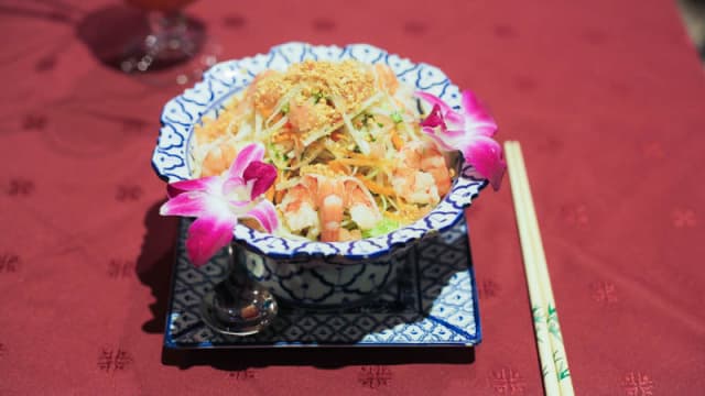 Salade de Mangue aux Crevettes - Escale à Saigon