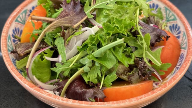 Salada De Alface, Tomate E Cebola - A Gaúcha – Grelhados e Companhia, Lisbon