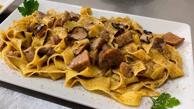 Tagliatelle ai porcini e tartufo - da Nicco ristorante pizzeria, Orbetello