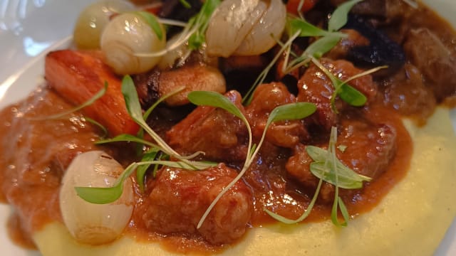 The French Governor's Stew at Low Temperature, Mushrooms and Pearls - Palácio do Visconde, Lisbon