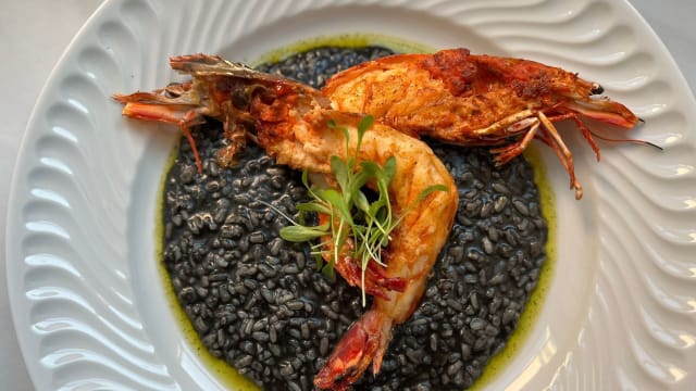 Grilled Prawns Black Risotto and Coriander Emulsion - Palácio do Visconde, Lisbon