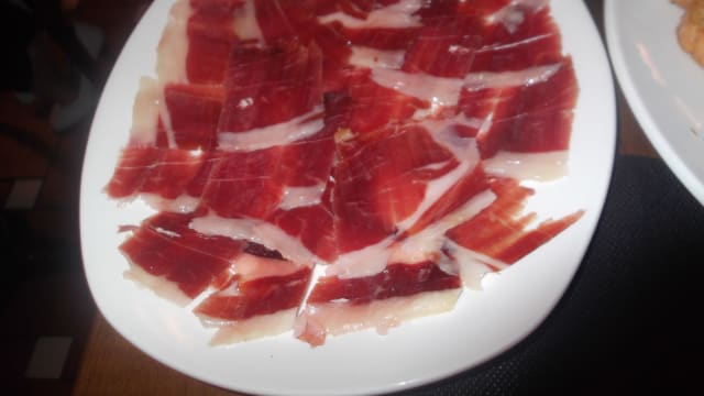 Ración de jamón de guijuelo - Tía María, Madrid