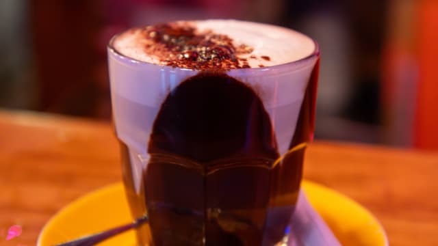 Chocolat chaud maison - Loui's Corner, Paris