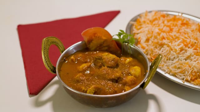 Chicken curry/madras/vindaloo - Farah's Tandoori