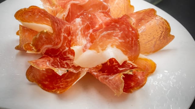 Culatello di zibello stagionato 12 mesi con il nostro gnocco fritto integrale  - AROMA Piajo