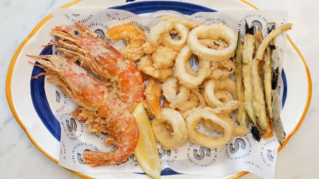 Frittura di pesce - SCIUÉ Solari