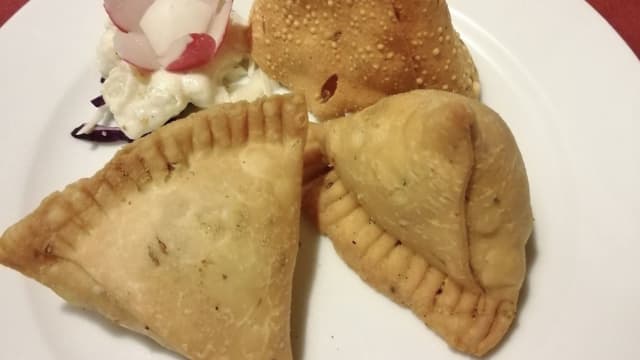 “Keema samosa” ( 2 pezzi )  - Sapori del Mondo, Parma