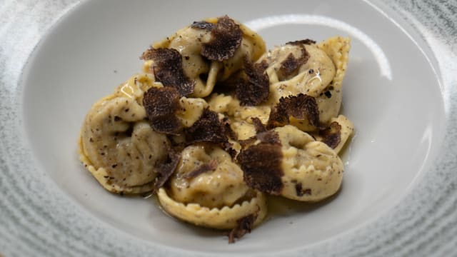 Agnolotti hand made, sage butter and black truffle - PRIMA - Comfort Food & Bar, Milan