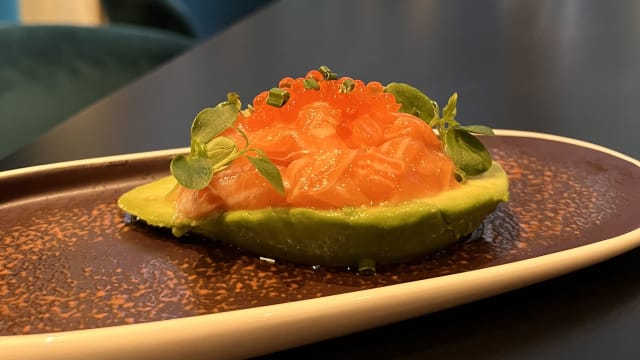 tartare di salmone - Folie À Deux, Valmontone