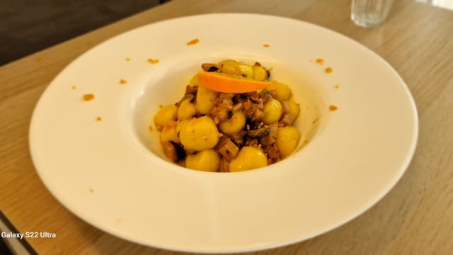 Gnocchi Con Ragù di tonno - Playa Cafè -  Blanka 