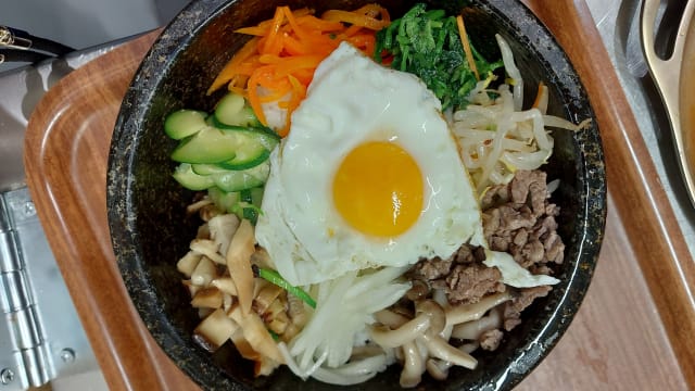 Bibimbap chaud au bœuf - Daso, Issy-les-Moulineaux