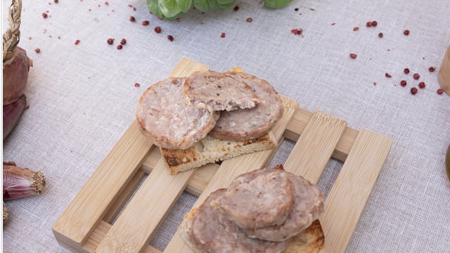 Salame fresco naturale e artigianale cotto alla brace - Brace 11 25, Rimini