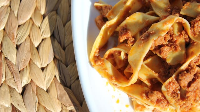 Tagliatelle al ragù  - Agriturismo Le Margherite