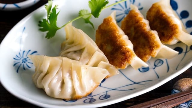 Gyoza vegetarian (4x) - Hungry House, Lisbon