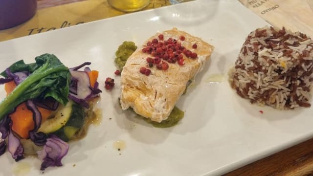 Salmone al pepe rosa - Barcollando Café