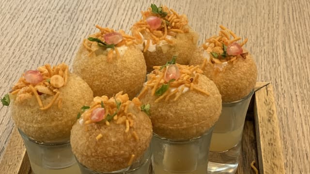 Golgappa - Talai Lamo, Paris