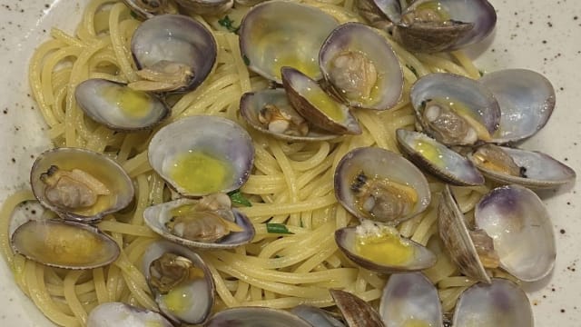 Spaghetti alle vongole - Al Dente, Paris