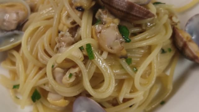 Spaghetti con i moscardini affogati - Spinacorona