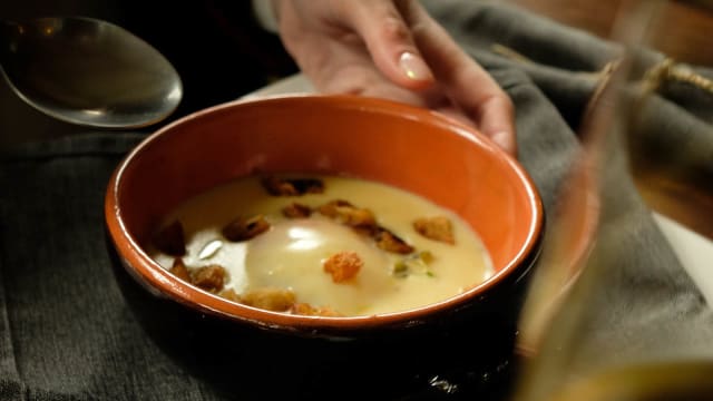 Uovo, patate, crostini e capperi - Dante Osteria, Ercolano