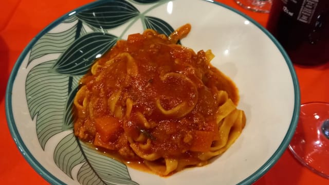 Tagliatelle al sembra ragu vegano - Secondo Tempo