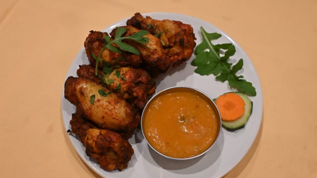 Alitas de Pollo - Hola Nepal