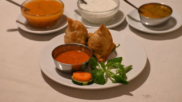 samosa - Hola Nepal, Barcelona