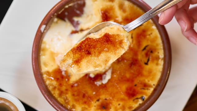 Crème brûlée - Visconti Madeleine, Paris