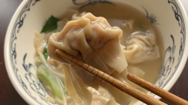 Soupe wonton au porc - Ramen Pantin, Pantin