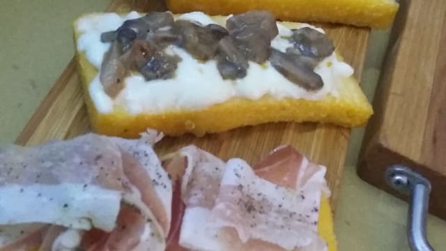 Tagliere aperitivo Stuzzichini di Polenta misti - College