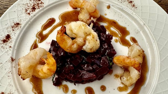 Poêlée de gambas flambées au whisky, sauce miel gingembre - Restaurant O2j