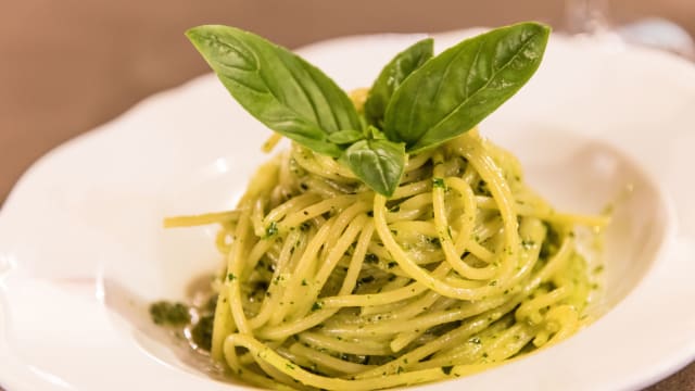 Spaghetti all'Agrumata - La Torre Del Gusto