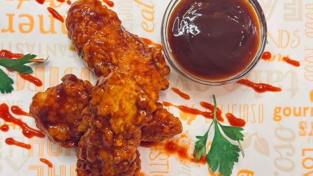 BBQ crispy chicken strips - Tacos House