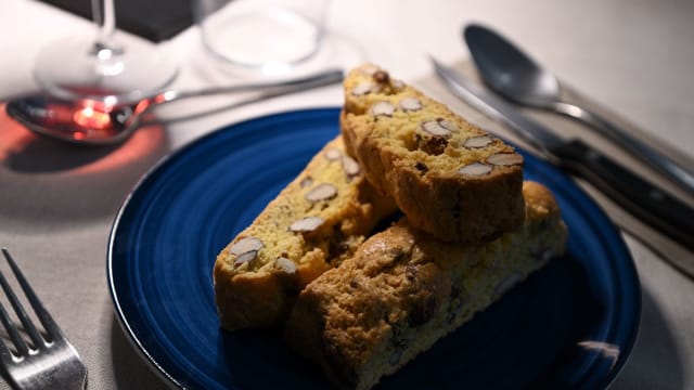 Cantucci - Ristorante Cafè Centrale 1846