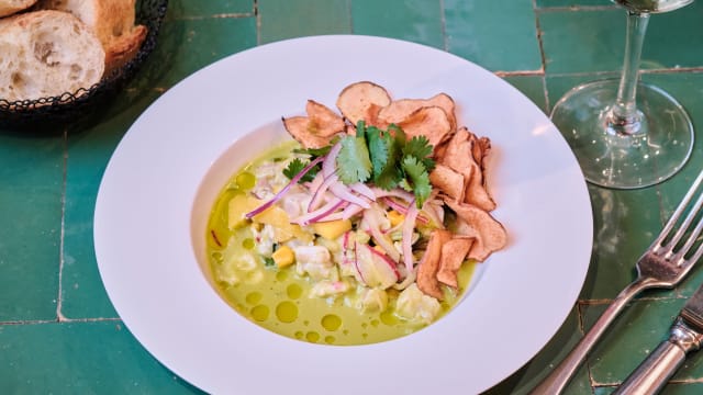 Ceviche De Daurade, Leche De Tigre, Chips De Patate Douce - Malena, Paris