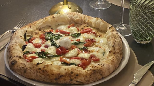 Pizza Regina - La Tradizione, Portici