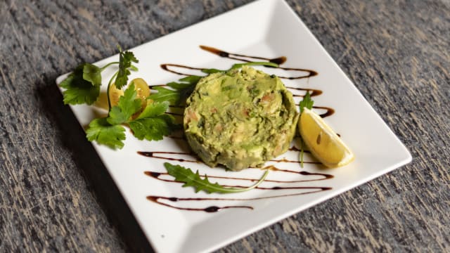 Tartare d'avocat, crevettes et mangues - La Casa, Rueil-Malmaison