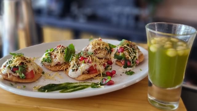 Papdi Chaat - Indicious, Alphen aan den Rijn