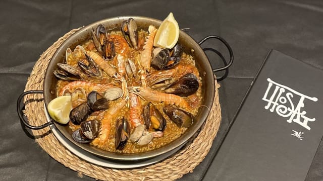 Paella (mínimo 2 personas) - L'hostal, Cadaques