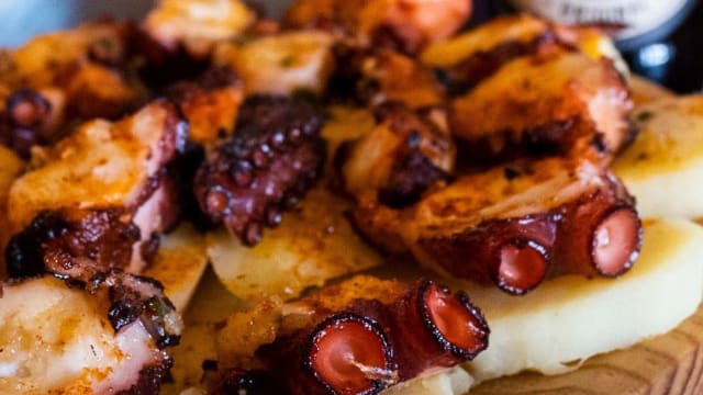 Pulpo del mar rojo - Mi Taberna el Pirata