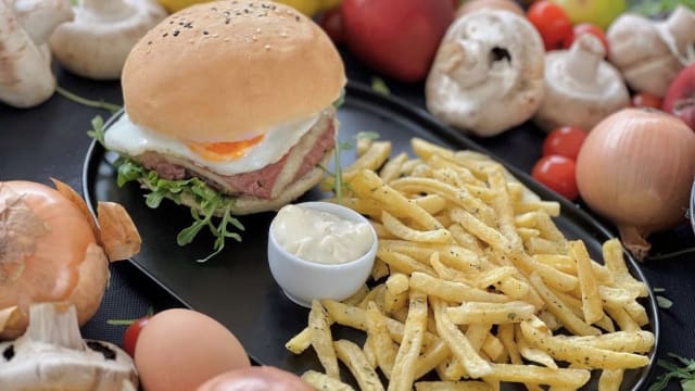 Mercado de sapadores - Hamburguer do Mercado, Lisbon