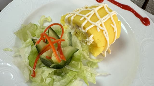 Causa rellena de atun  - Clandestinos restobar