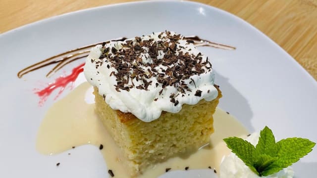 Torta tres leches - Clandestinos restobar