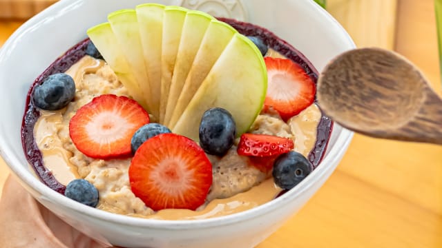 Oatmeal - Local Your Healthy Kitchen -  Santos