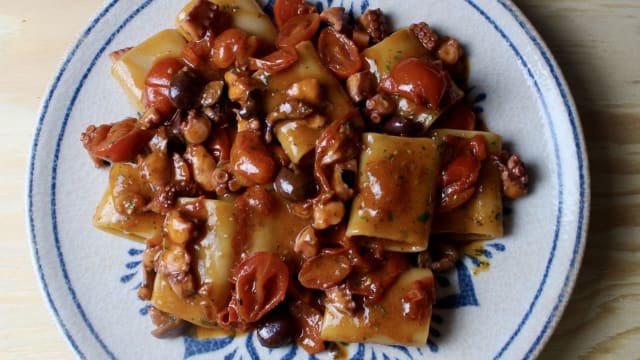 Paccheri alla gaetana - Trattoria Da Anna