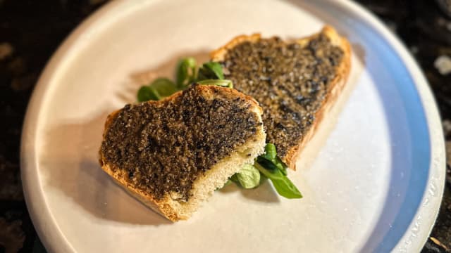 Bruschetta al tartufo  - DaAL, Spoleto