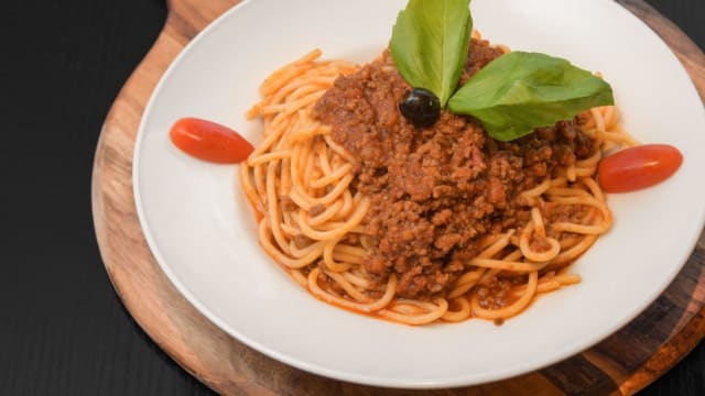 Spaguetti Bolognaise - Pizza Di Famiglia, Paris