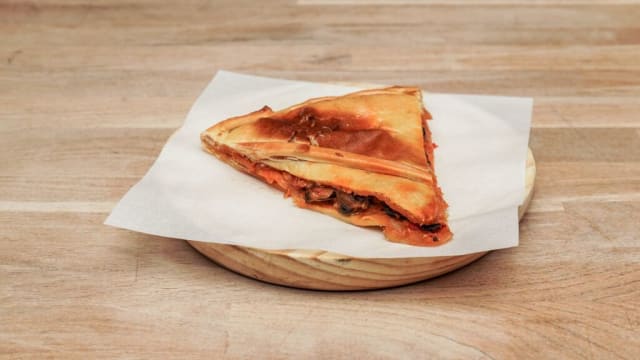 Empanada gallega (elaboración diaria) - Rias Bajas -Clara del Rey-, Madrid