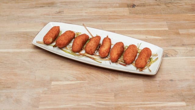 Croquetas de centolla - Rias Bajas -Clara del Rey-, Madrid