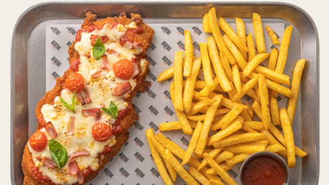 Milanesa Napolitana - Berto's Milanesa Museo Belen Esteban, Barcelona