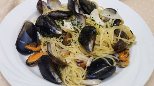 Spaghetti allo scoglio - Il Vicolo